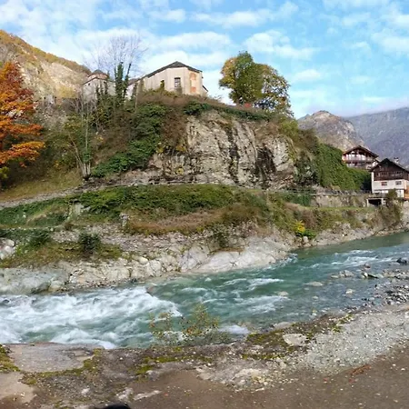 Ground Floor With Garden Appartement Campertogno