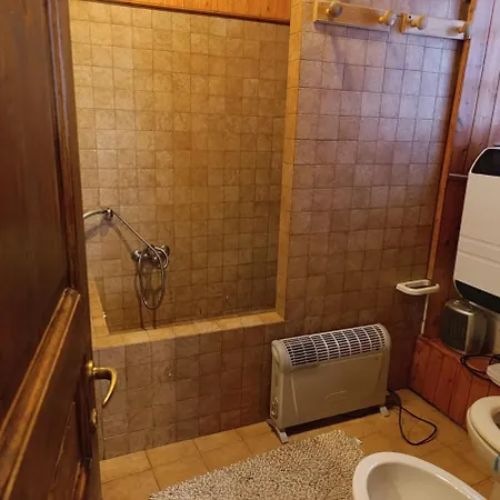 Ground Floor With Garden Appartement Campertogno