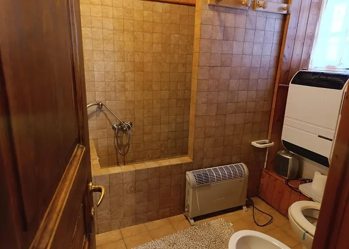Ground Floor With Garden דירה Campertogno