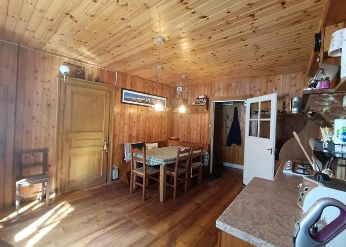 Ground Floor With Garden Campertogno